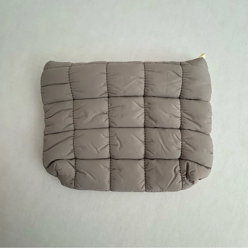 Tarte Quilted Puffy Makeup cosmetic travel bag